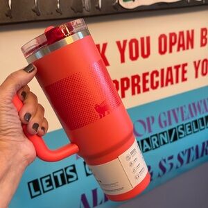 Stanley Quencher Pro tour Flip Straw Hot Coral Fade